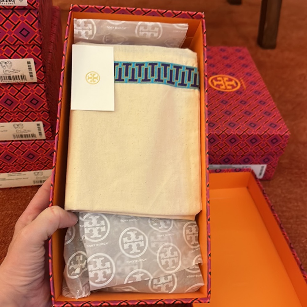 NIB TORY BURCH OLYMPIA EMBROIDERED SATIN LOAFER - Picture 3 of 6